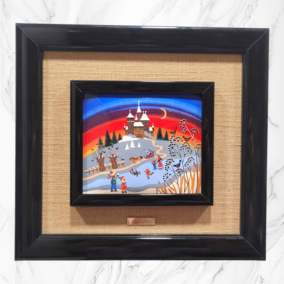 Cuadro decorativo de esmalte representando una escena invernal con un castillo, nieve y figuras en un paisaje nocturno. Esmaltes de las estaciones | Colección completa.