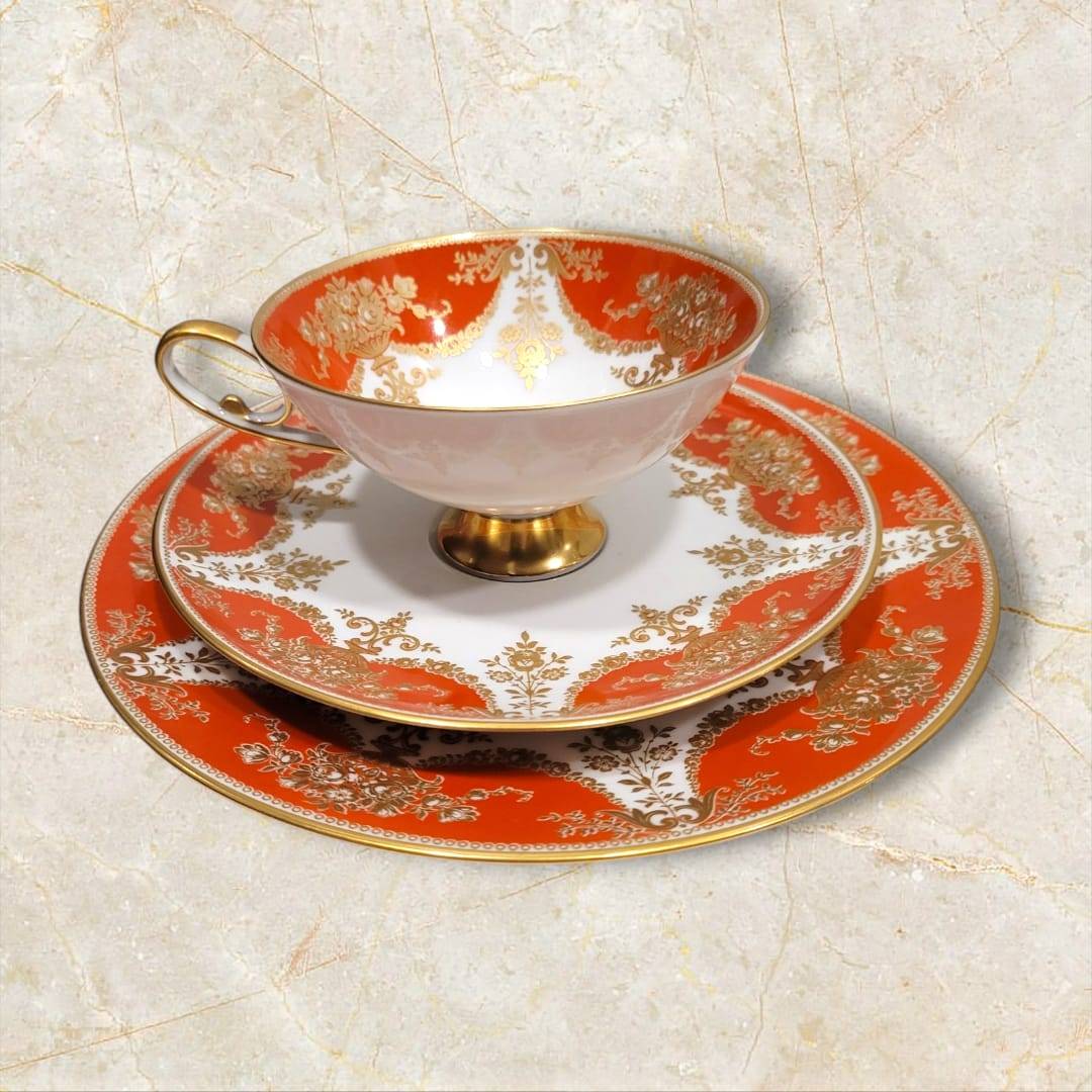 Juego Tú y Yo de porcelana Alboth & Kaiser Bavaria único, con tazas, platos y detalles dorados, ideal para decoración de hogar y coleccionistas.