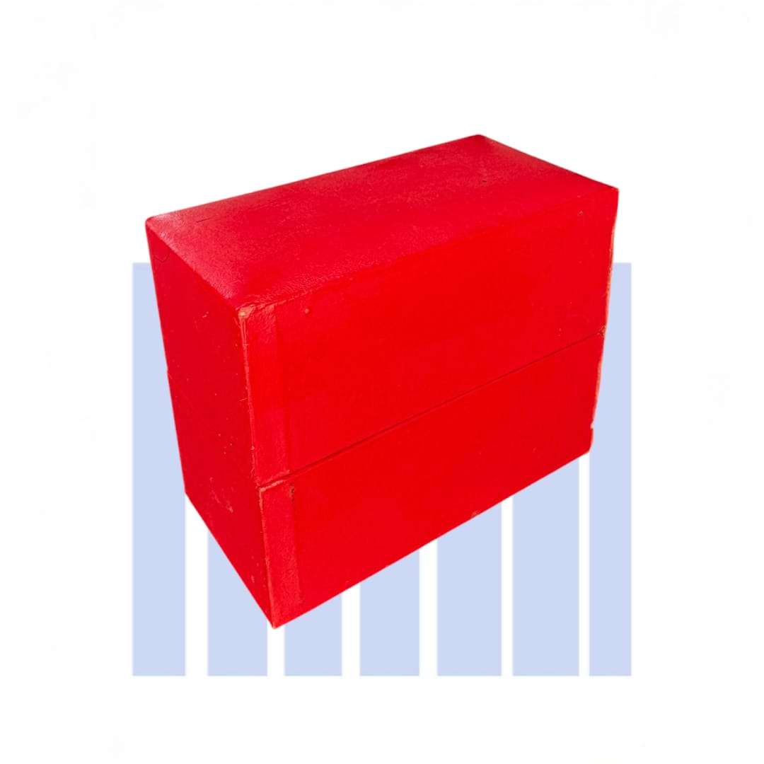 Detalle de la correa textil original del reloj Mercedes