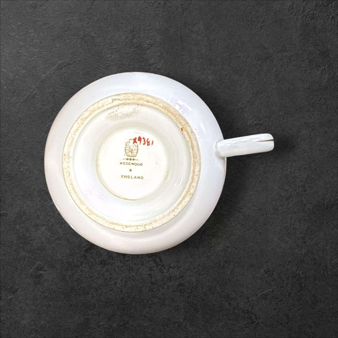 Taza de colección Wedgwood Inglaterra en porcelana clásica