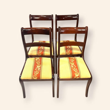 Lote de 4 sillas clásicas de caoba tapizadas