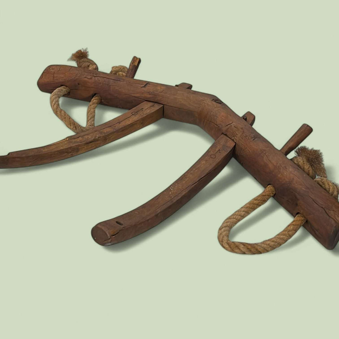 Yugo de madera decorativo rústico 63,5 x 48 cm con cuerdas originales