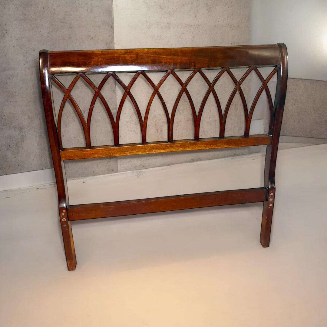 Cabecero de caoba estilo Chippendale decorativo para dormitorio