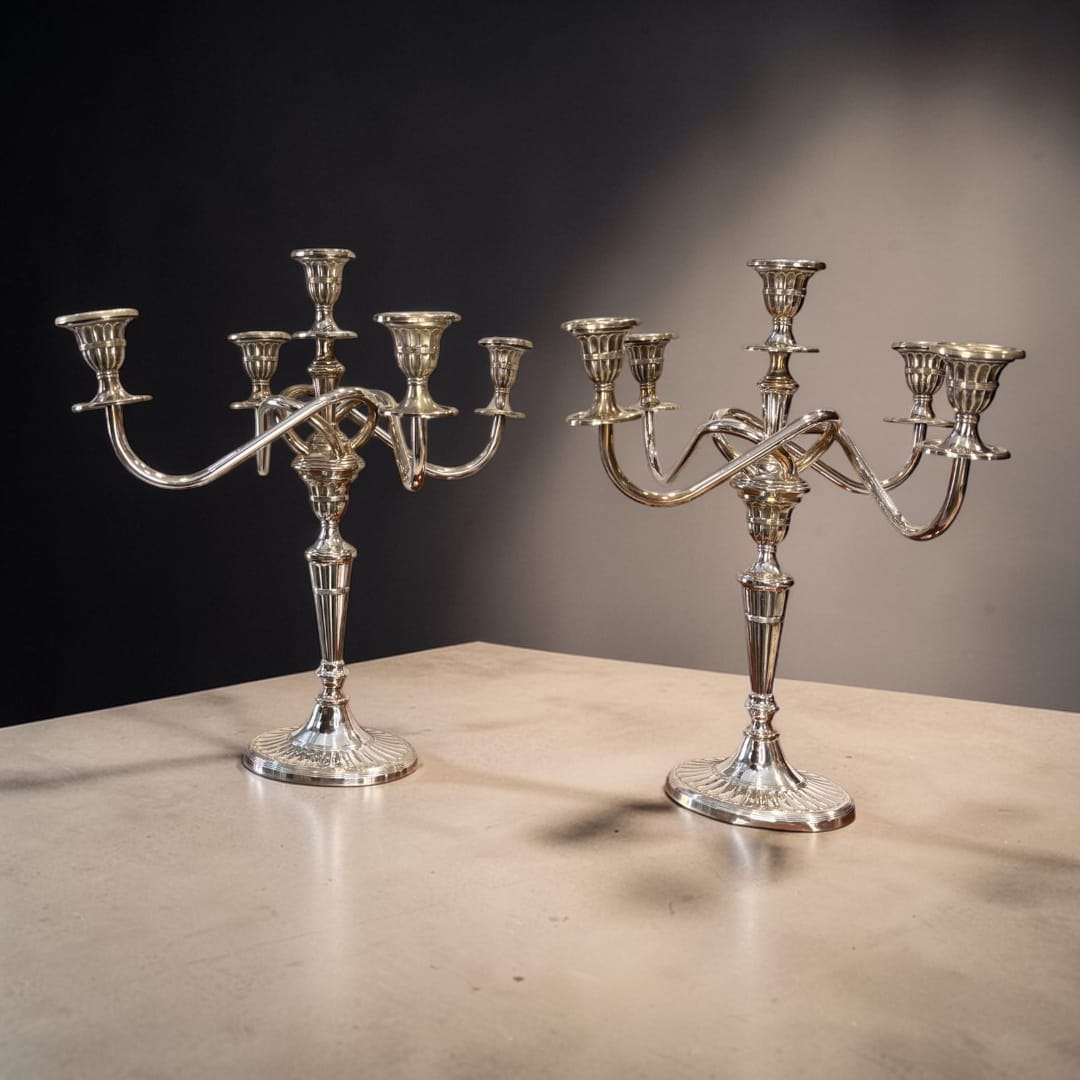 Esta pareja destaca por su silueta refinada y su composición muy armónica. 