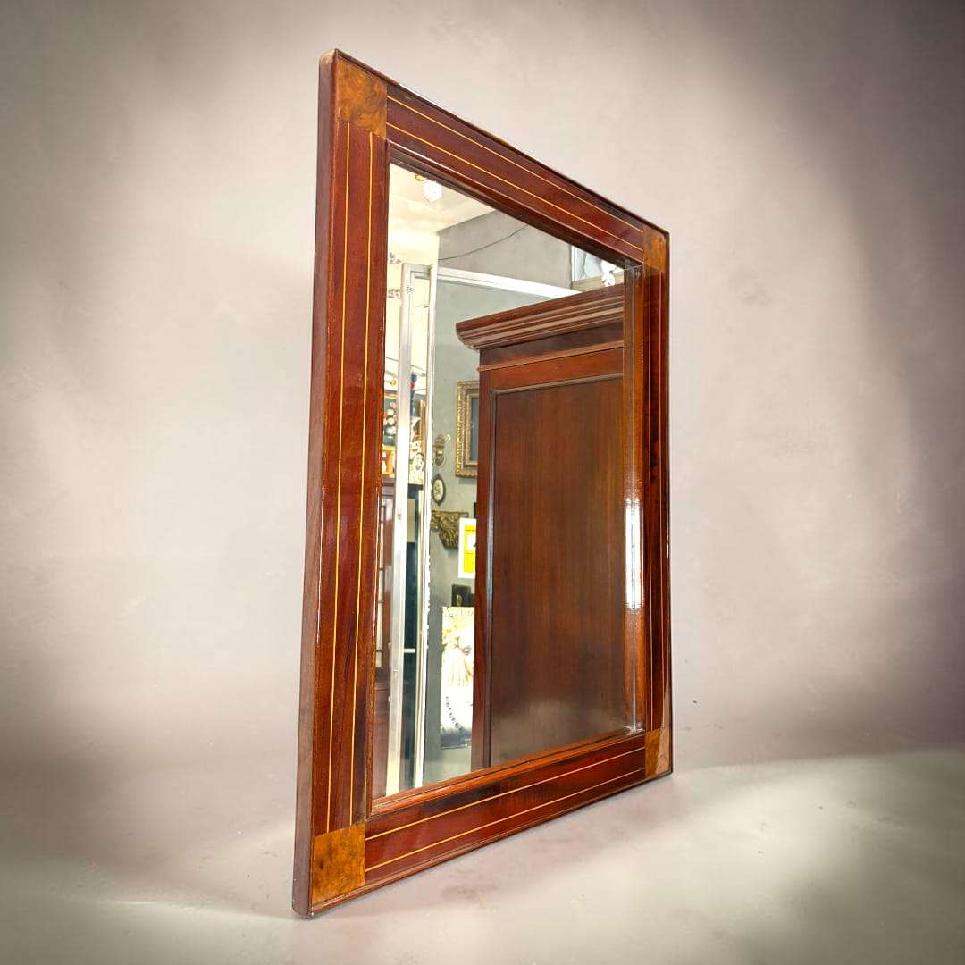 Em Portugal, é uma peça muito valorizada pela sua capacidade de decorar 