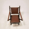 Silla de madera y cuero estilo vintage para decoración