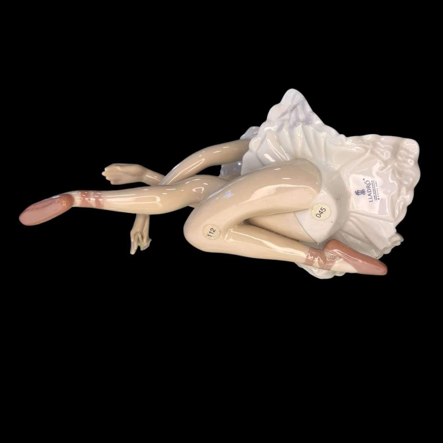 
Perfecta como regalo especial, elemento protagonista en decoración o incorporación a una colección de porcelana artística. 