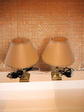 Esta pieza encaja perfectamente con decoración vintage, clásica, maximalista o contemporánea con detalles dorados.