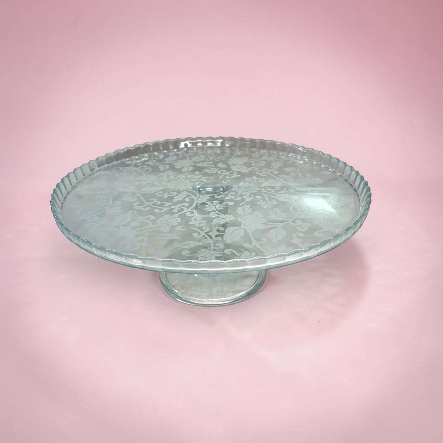  No es un recipiente corriente: es una pieza limitada, única y con presencia serena, capaz de transformar una mesa sencilla, una vitrina o un mostrador de tienda en una composición cuidada.