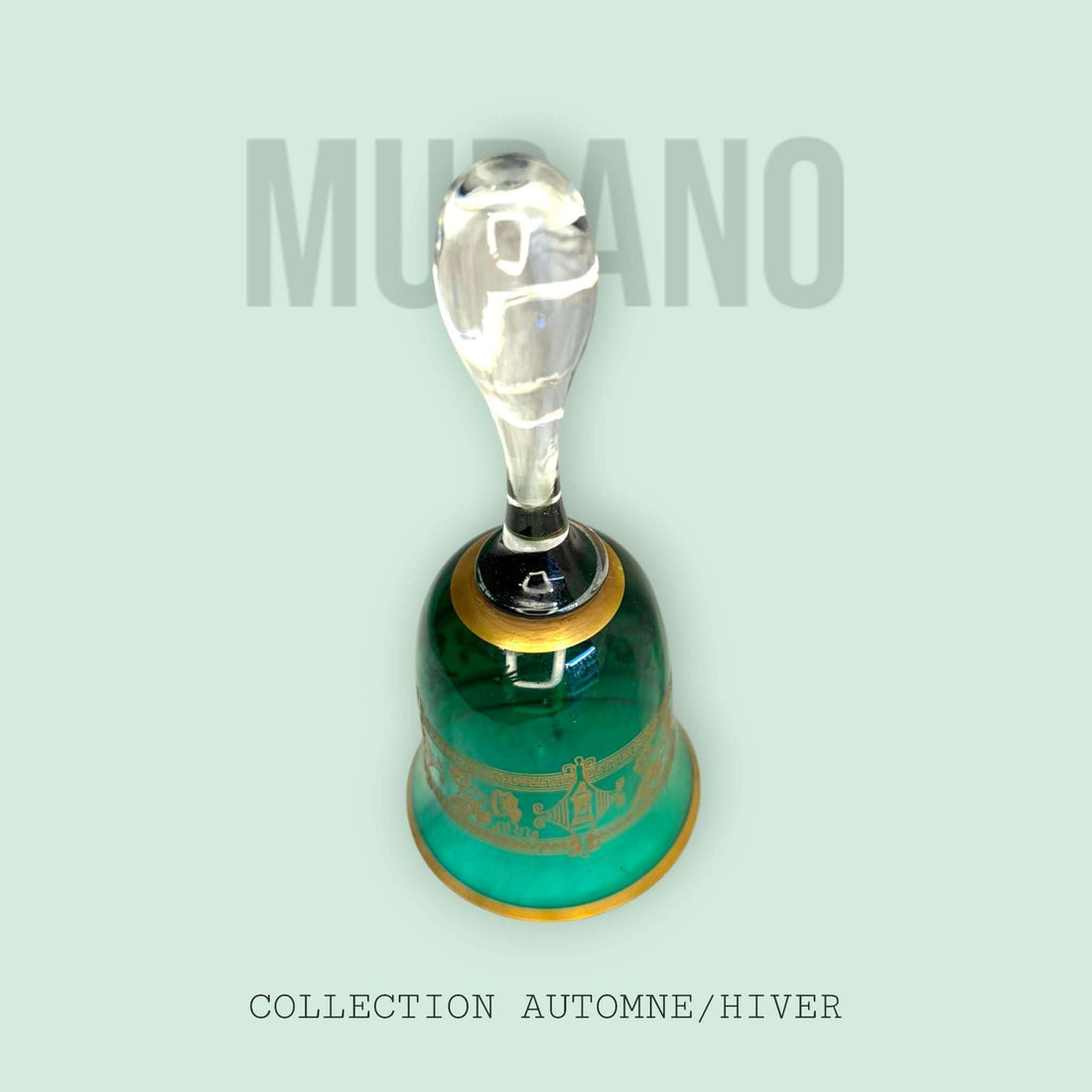 La Campana de cristal Murano es una pieza decorativa y de colección con una presencia visual muy especial. 