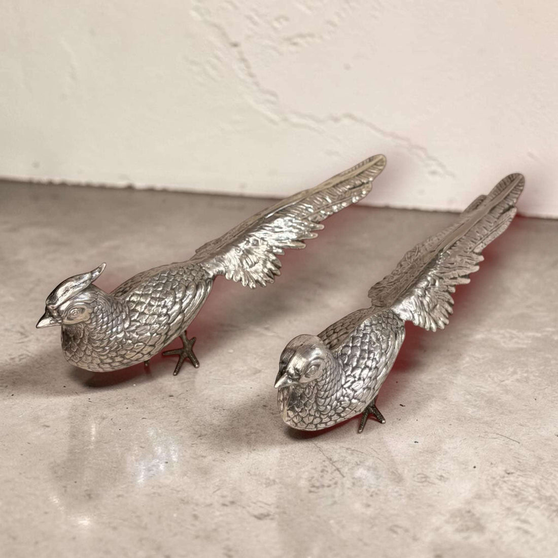 Estos Faisanes no son simples figuras decorativas: son piezas que aportan vida visual al espacio. 