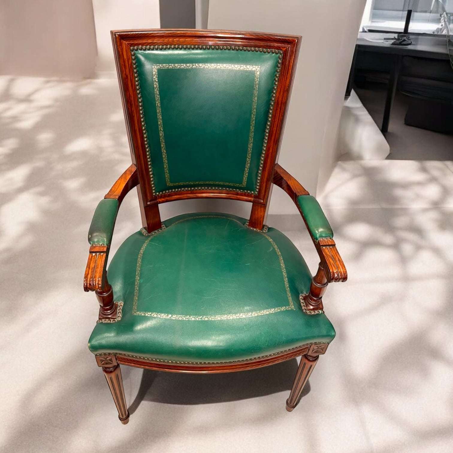 Estos sillones se diferencian por su mezcla de elegancia, utilidad y presencia decorativa. 