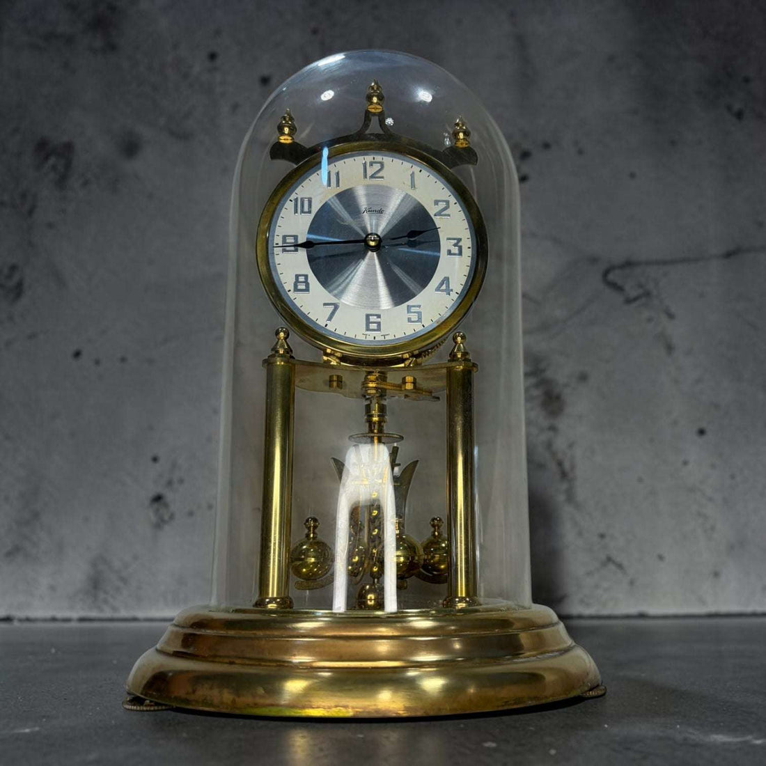 Reloj único, limitado y con un gran valor decorativo. 