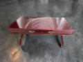 
Disponible a través de nuestra página web: www.cositasantiguas.es. Una nueva oportunidad para incorporar a tu hogar una mesa baja de madera con carácter, almacenaje y belleza clásica.