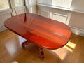 Mesa única, limitada y con una presencia que transforma cualquier comedor.