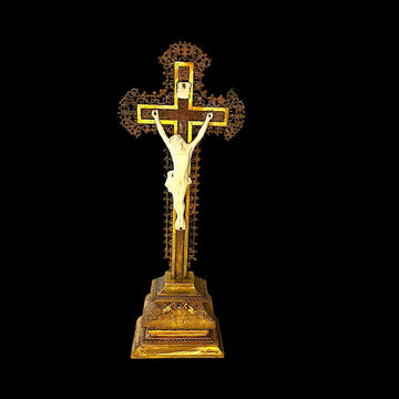 Crucifijo de sobremesa estilo Napoleón III en madera y bronce con figura de Cristo en porcelana, decorativo y elegante, SKU: A-218.2
