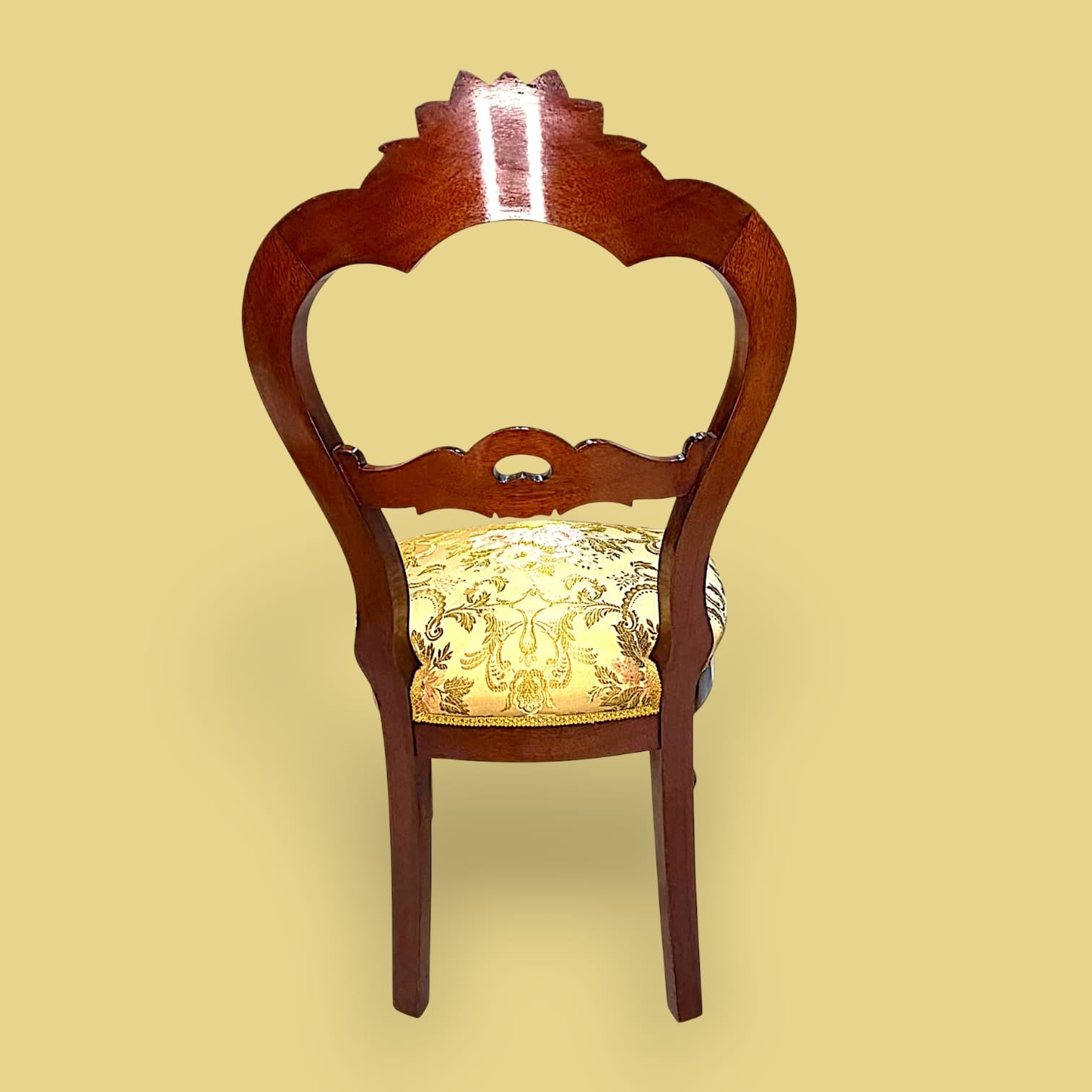 Silla isabelina de caoba y asiento tapizado floral - Cositas Antiguas – La Guadaña, Anticuarios Online en Jerez , vender antigüedades, muebles antiguos