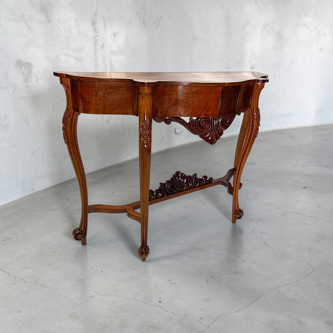 Consola isabelina de caoba tallada para el recibidor - Cositas Antiguas – La Guadaña, Anticuarios Online en Jerez , vender antigüedades, muebles antiguos