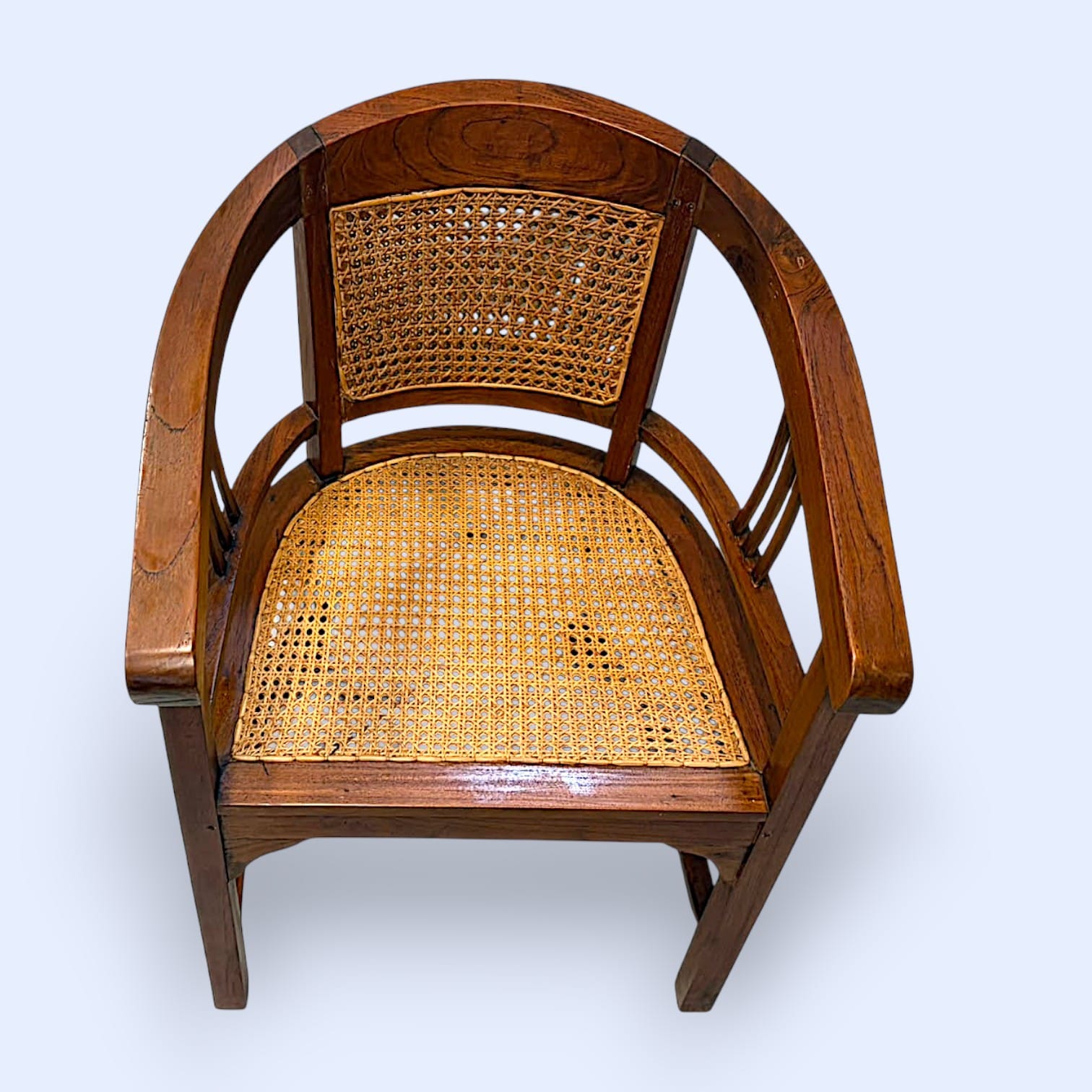 Conjunto de 4 sillones de teca con rejilla y brazos - Cositas Antiguas – La Guadaña, Anticuarios Online en Jerez , vender antigüedades, muebles antiguos