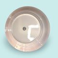  tazas de consomé, fuentes de servicio y varias piezas centrales