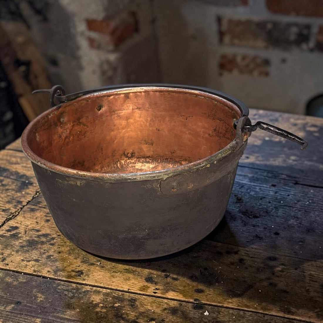 Gran caldero antiguo de cobre con asa | Decorativo