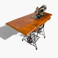 Máquina de coser Singer antigua con mesa de madera y pedal - Cositas Antiguas – La Guadaña, Anticuarios Online en Jerez , vender antigüedades, muebles antiguos