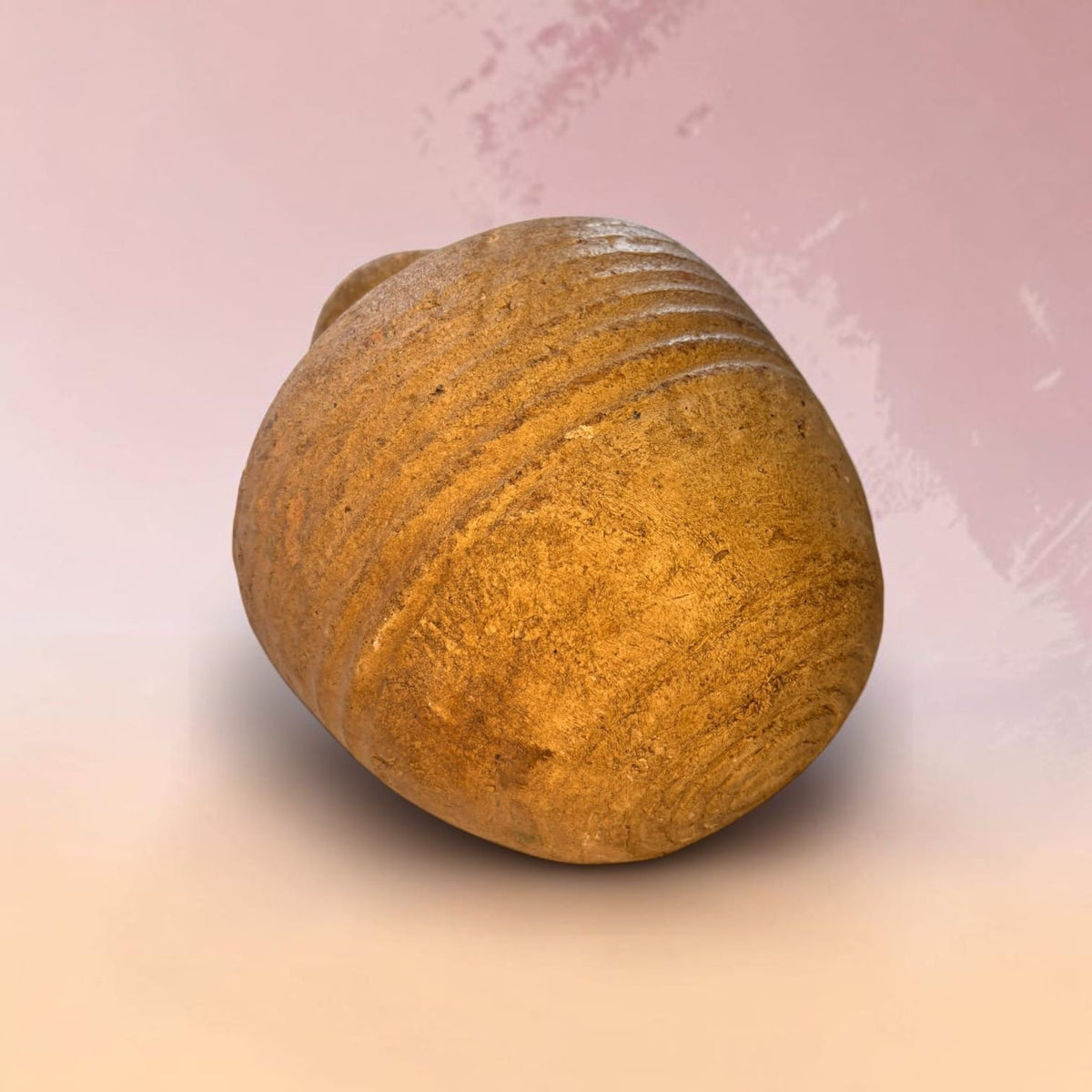 También puede combinarse con piezas verticales como este jarrón antiguo de 