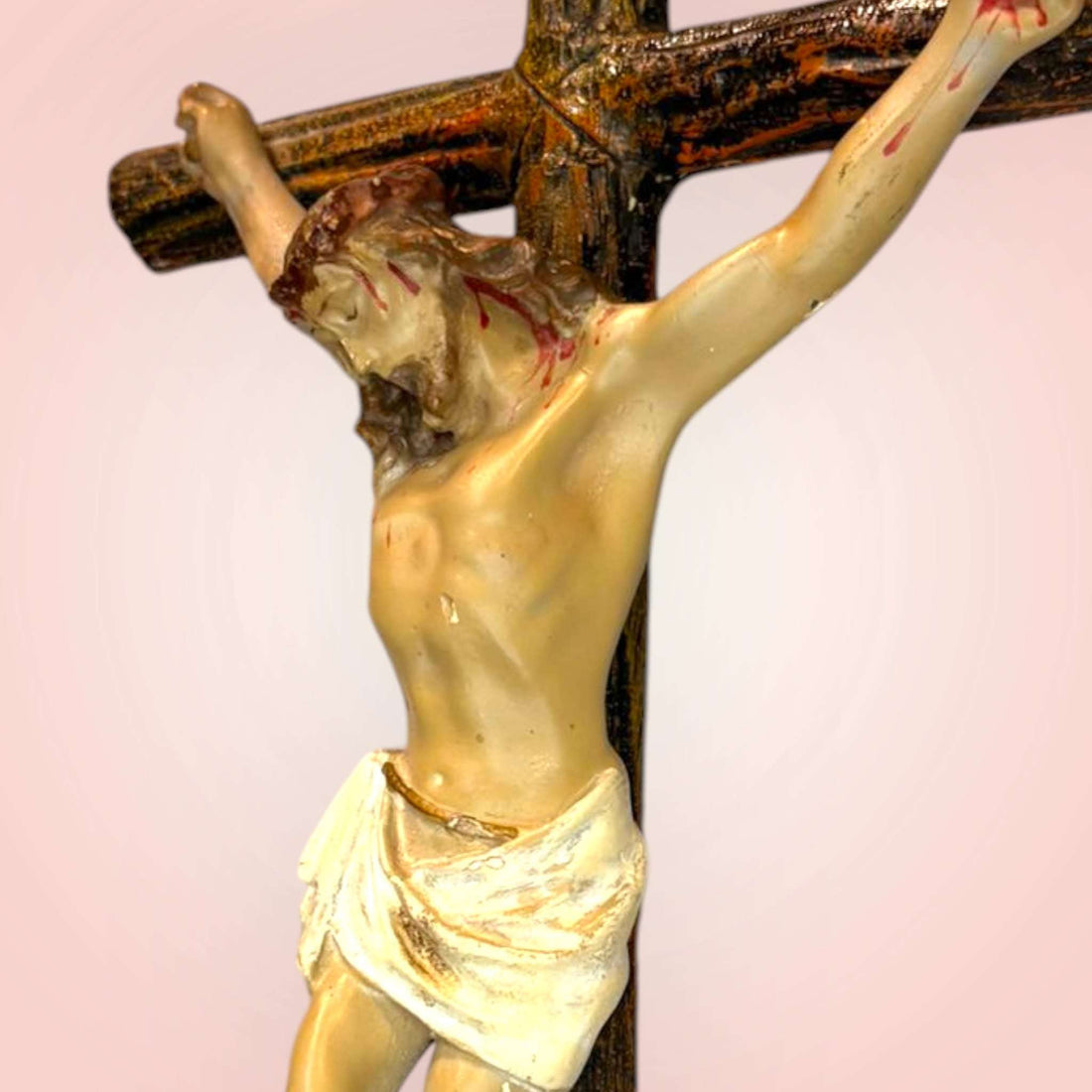 Cristo crucificado Olot: arte sacro clásico (34 cm)