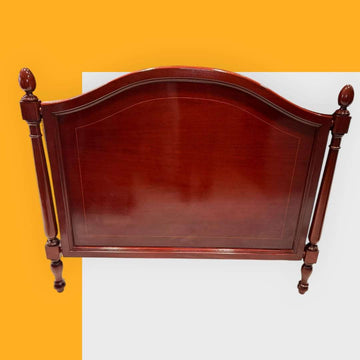 Cabecero de caoba clásico para dormitorio elegante