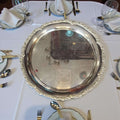 Centro de mesa de metal plateado 46 cm elegante - Cositas Antiguas – La Guadaña, Anticuarios Online en Jerez , vender antigüedades, muebles antiguos