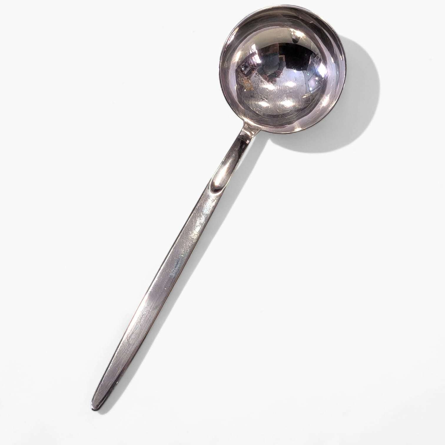 Detalle de la pala profunda del cucharón clásico