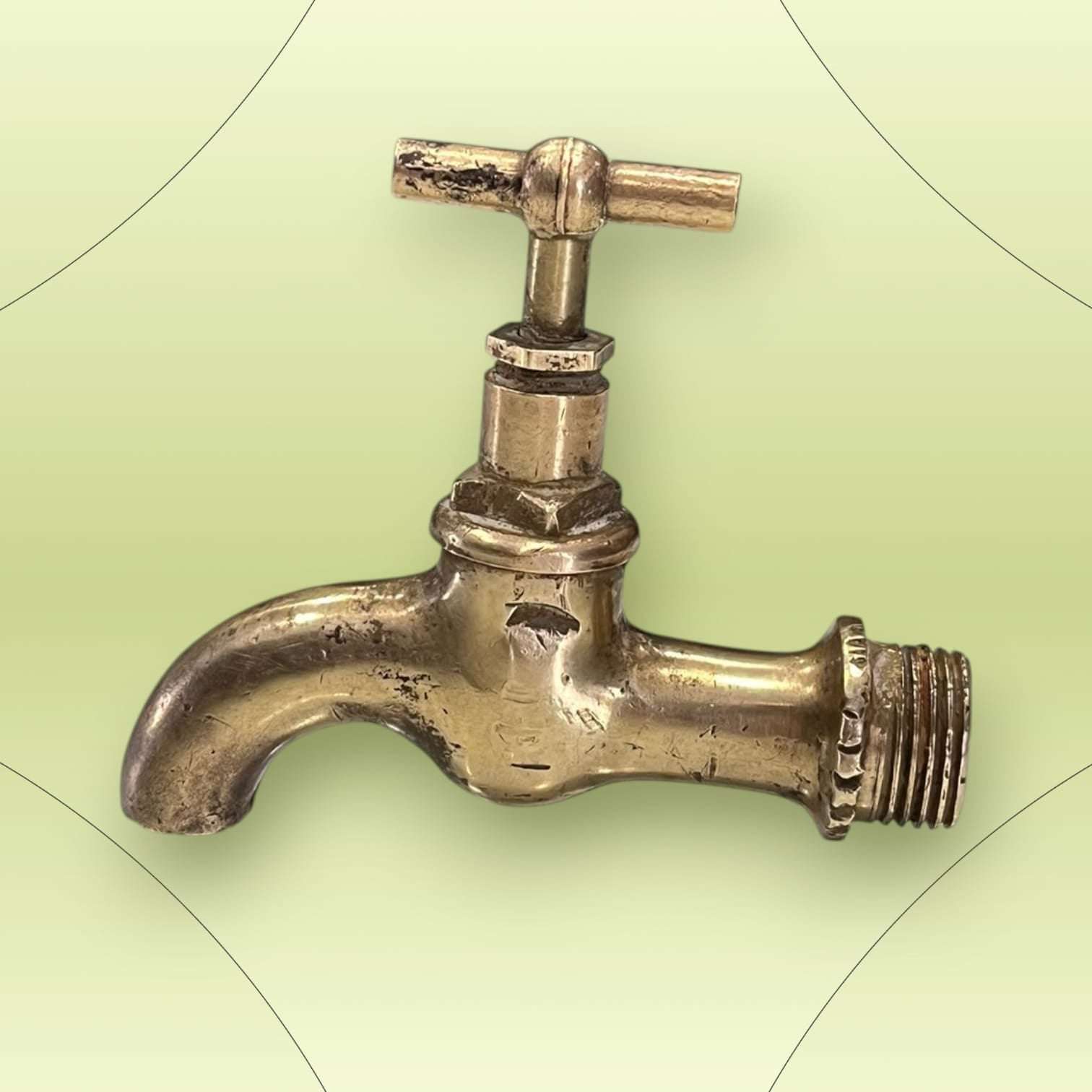 Grifo de latón antiguo, pieza única de colección vintage.