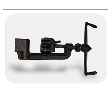 Flejadora metálica BAND-IT Co. Denver Colorado USA vista lateral.