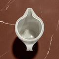 Vista superior de jarra de porcelana Vitrosan con boquilla vertedora, diseño funcional y decorativo con temática de caballos.