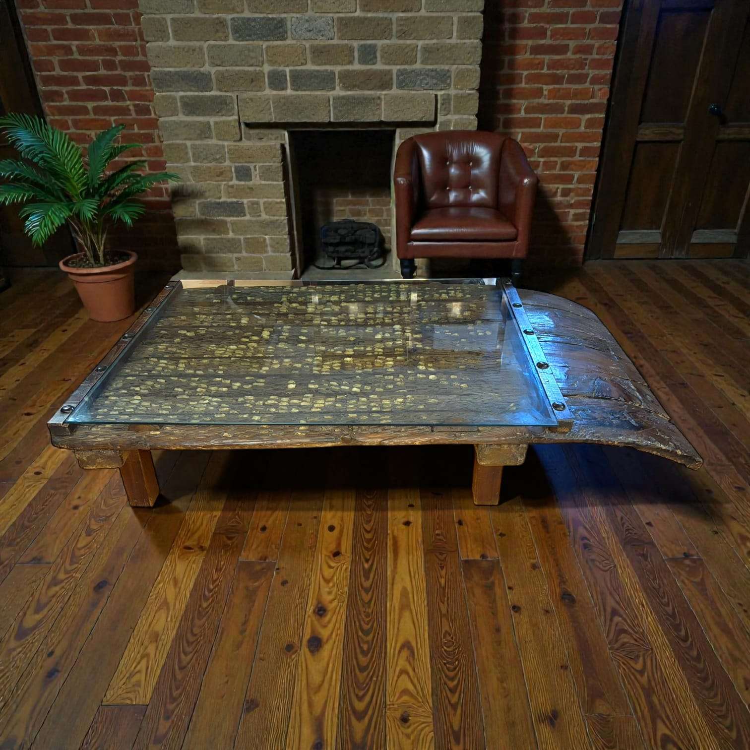 Detalle de la madera maciza envejecida