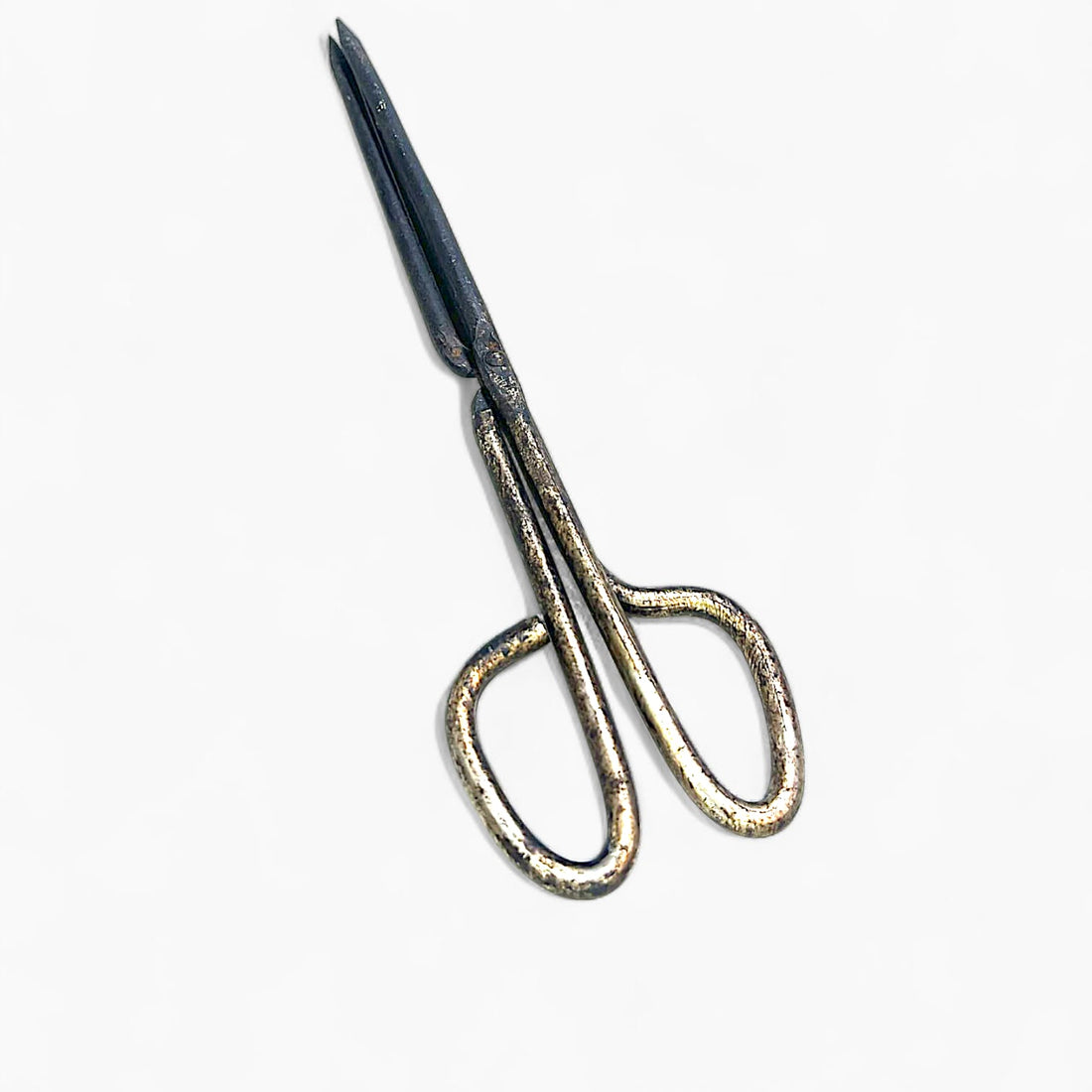 Tijera antigua para tirabuzones o encañonar de hierro forjado.