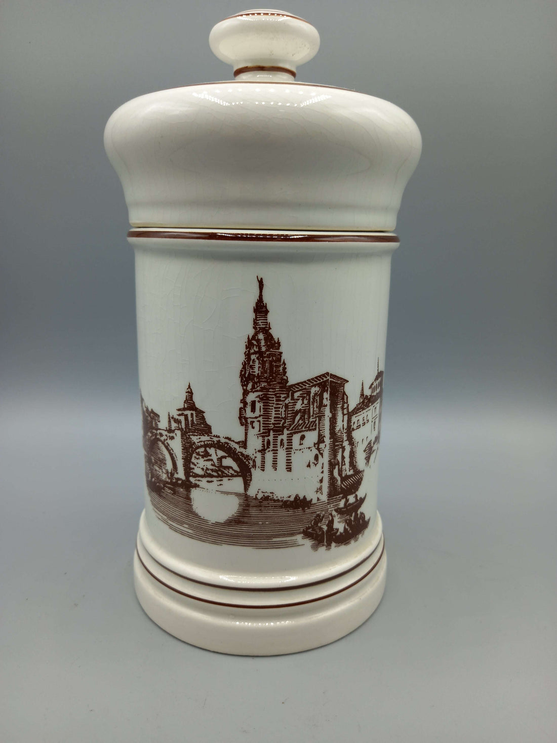 Tarro de porcelana único - Exclusivo y de alta calidad con diseño clásico de paisaje arquitectónico en tonos marrones. Ideal para decoración elegante.