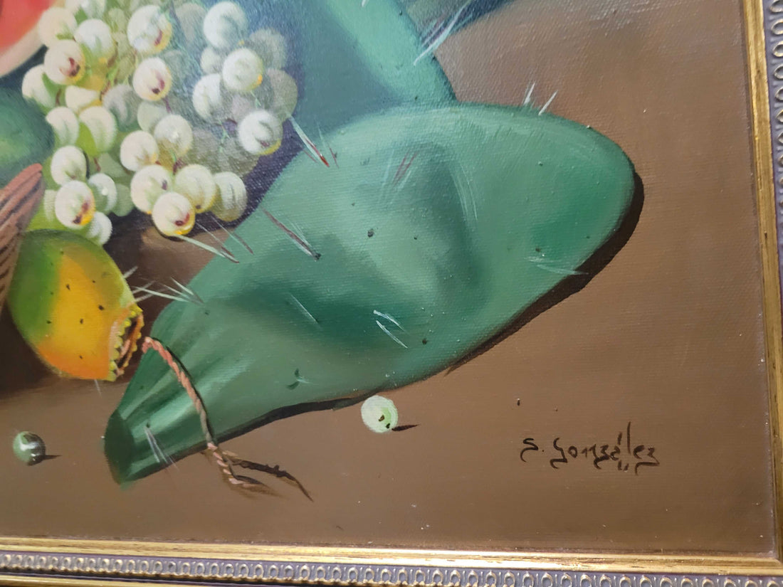 Este impresionante óleo, que representa un bodegón de frutas, es una obra de excelente calidad firmada por el artista González. Perfecto para decoradores y amantes de las piezas únicas.