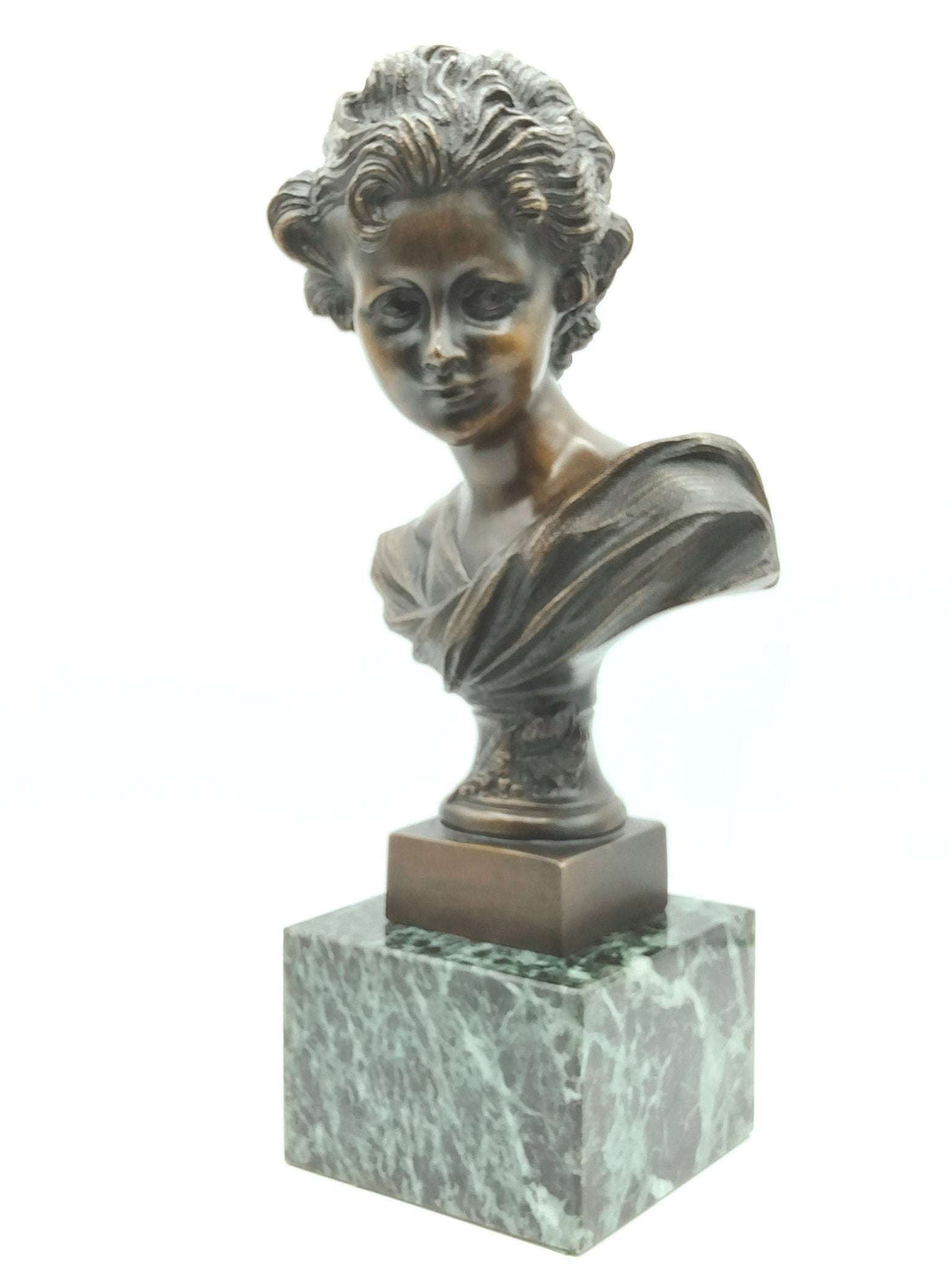 Figura | Busto de arquera en bronce estilo siglo XIX sobre base de mármol verde, decoración clásica para interiores elegantes y coleccionistas de arte.